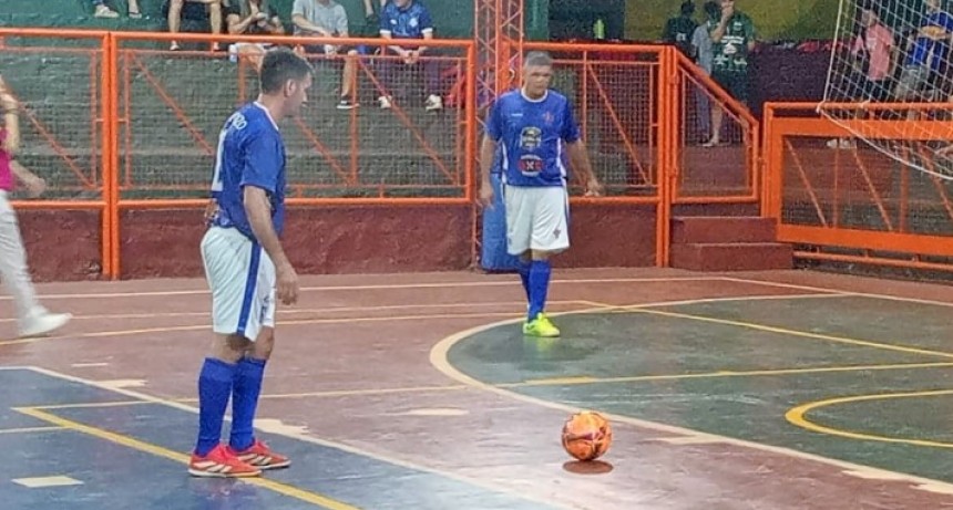 Futsal Veteranos: Parejos en todo, Uni&oacute;n Bossetti y San Alfonso empataron 3-3 por la segunda fecha