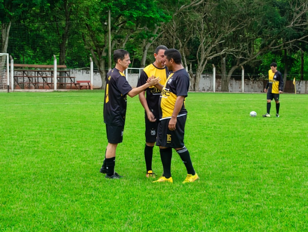 San Jorge se impuso con autoridad a Central y avanz&oacute; a las semifinales de la Liga de Veteranos de Puerto Libertad