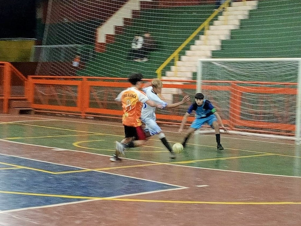 FUTSAL Sub-16: Quilmes venció a Star For Ever y se consolida en la punta.