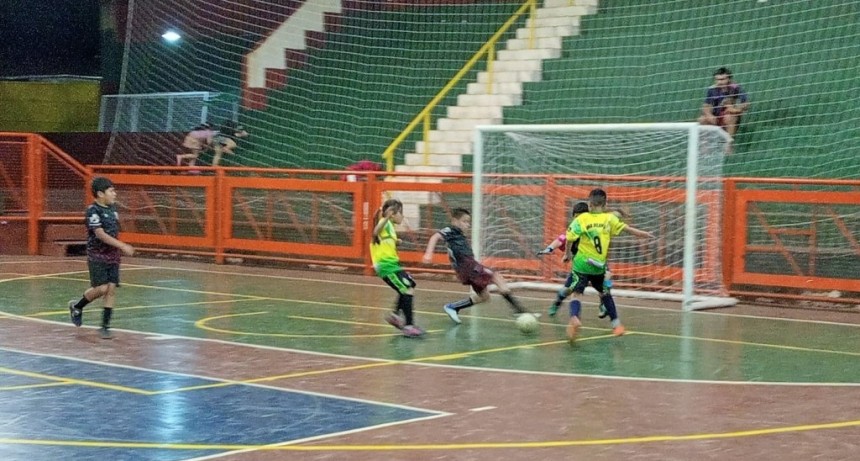 FUTSAL Sub-10: Lomas Blancas golea a Los Pumitas con una gran actuación en el segundo tiempo