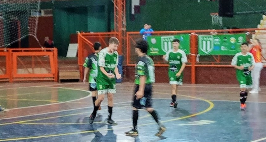 FUTSAL Sub-14: San Miguel ganó con el ojo puesto en el tablero