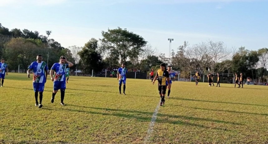 Fútbol Veteranos: San Jorge logró su primera victoria mientras que San Miguel no pudo ni completar