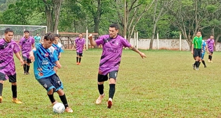 Una Tormenta Morada llena de goles arrasó Cataratas