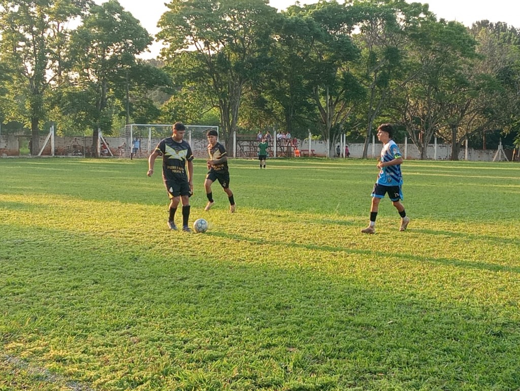Sporting hizo valer la historia y goleo a Cataratas