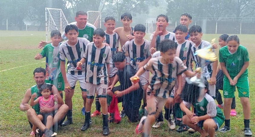 La lluvia no opacó el desarrollo de Mundialito de Fútbol Infantil
